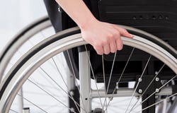 Як отримати довідку про інвалідність або ступінь втрати працездатності у Польщі?