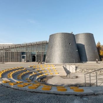 Ruch tektoniczny l wystawa w Muzeum Architektury