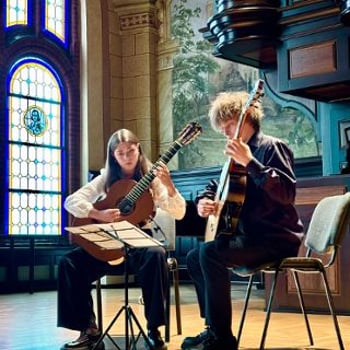 Duet gitarowy – Zuzanna Zych i Wojciech Jakubowski