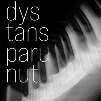 Dystans paru nut – recital Oli Urbanek
