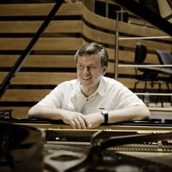 Krzysztof Jabłoński & Orkiestra Symfoniczna Filharmonii Dolnośląskiej