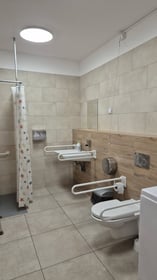 Remont łazienki w Domu Pomocy Społecznej przy ul. Kaletniczej 8