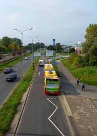 Poszerzenie ul. Bolesława Krzywoustego od mostu na Widawie do zjazdu z C.H. Korona wraz z budową buspasa