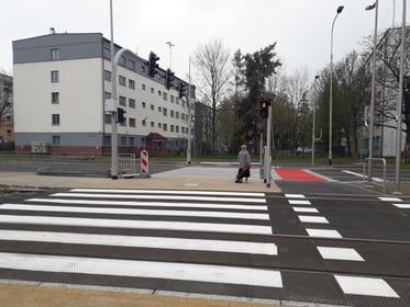 Budowa przejścia naziemnego w ul. Legnickiej na wysokości Młodych Techników