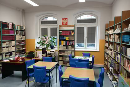Przebudowa i remont budynku Szkoły Podstawowej nr 73 przy ul. Glinianej 30