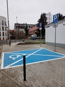 Wykonanie miejsc parkingowych na terenie obiektu sportowego "Ołtaszyn"