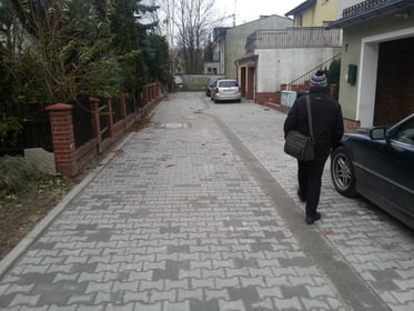 Budowa nawierzchni docelowej w sięgaczu ul. Zagłębiowskiej nr 37-43