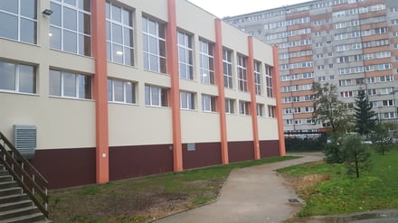 Przebudowa bloku sportowego w Szkole Podstawowej nr 3 przy ul. Bobrzej