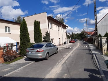 Budowa nawierzchni docelowej wraz z odwodnieniem w  ul.  Zarembowicza