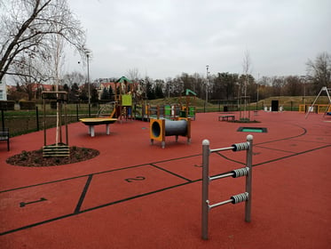 Budowa integracyjnego placu zabaw przy Zespole Szkół nr 21 w ramach projektu WBO 2019 nr 255