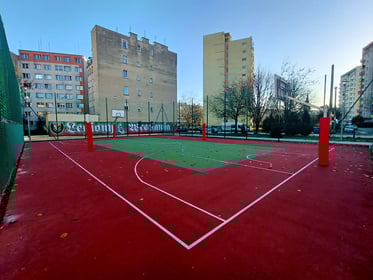 Zagospodarowanie terenów sportowo-rekreacyjnych SP nr 68 przy ul. Szczęśliwej