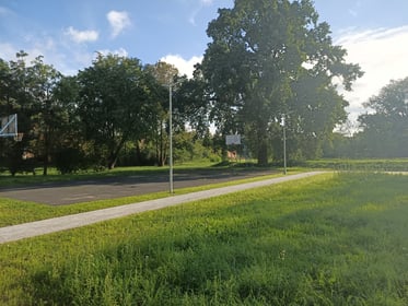 Osiedle Jerzmanowo-Jarnołtów-Strachowice-Osiniec: Zagospodarowanie placu sportowego