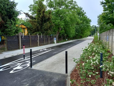 Promenada Krzycka w ciągu ul. Spiskiej od szpitala do nasypu kolejowego