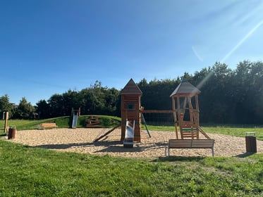 Plac zabaw na Żernikach Nowych – etap 1