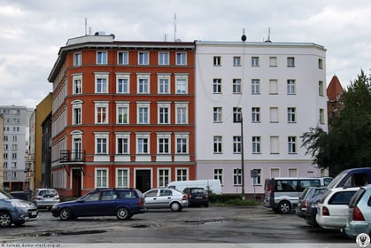 Zmiana systemu ogrzewania na ekologiczny i prace remontowe w budynku Ptasia 30