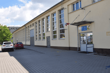 Remont dachu budynku nr 1067 na terenie zajezdni tramwajowej Legnicka 65