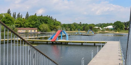 Wymiana pokrycia dachowego w budynku szatniowo-sanitarnym na terenie kąpieliska Morskie Oko