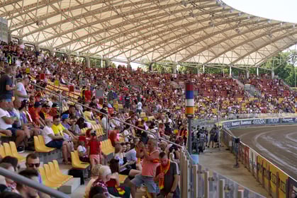 Przebudowa odwodnienia liniowego toru żużlowego na terenie Stadionu Olimpijskiego przy al. I.J. Paderewskiego 35
