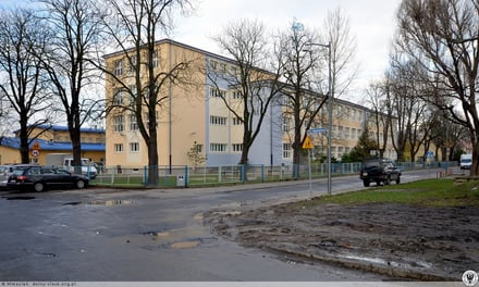 Renowacja placu zabaw na terenie Zespołu Szkolno-Przedszkolnego nr 7 przy ul. Koszykarskiej 2/4 we Wrocławiu