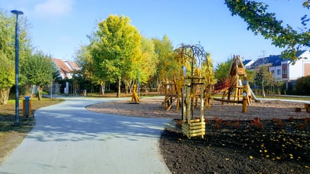 Opracowanie dokumentacji projektowej dla budowy ścieżki przy Parku Wojszyckim (ul. Klasztorna - Park- ul. Drahanowskiej)