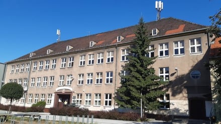 Remont dachu budynku głównego Szkoły Podstawowej nr 20 przy  ul. Kamieńskiego 20 we Wrocławiu