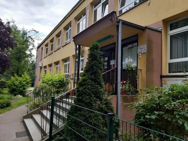 Remont i przebudowa instalacji elektrycznej i teletechnicznej w budynku Przedszkola 107 przy ul. W. Stysia 71 we Wrocławiu