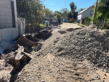 Utwardzenie sięgacza – droga dojazdowa do posesji ul. Opatowicka 11-21 – Nowy Dom