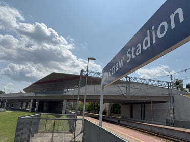 Remont zadaszenia wiaty na przystanku „Tarczyński Arena (Lotnicza)”