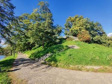 Zagospodarowanie terenu Promenady Staromiejskiej – obszaru cennego historycznie i przyrodniczo we Wrocławiu