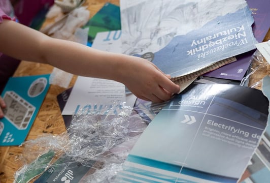 Spotkanie rodzinne i warsztaty dla dzieci w ramach wystawy „Spadek”