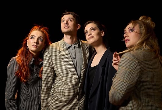 "Skrzydła" dla Adrianny | Charytatywny spektakl w Teatrze Sztampa