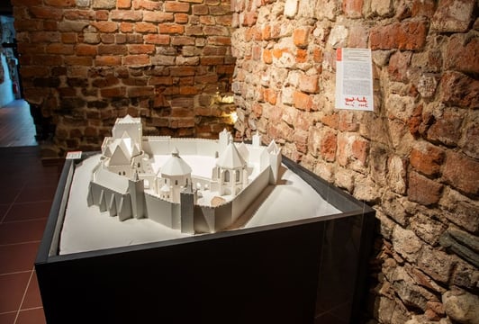 podziemia zamku na Ostrowie Tumskim