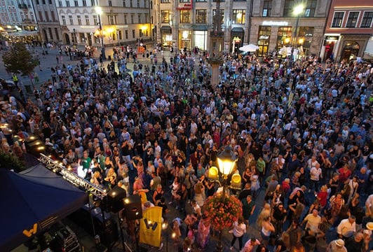 Wrocławska potańcówka pod pręgierzem