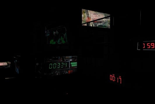 Galeria Entopia_Marcin Derda_23:59_instalacja1