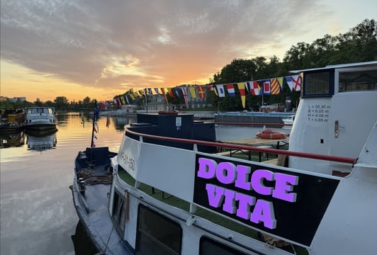 Dolce Vita przy nabrzeżu