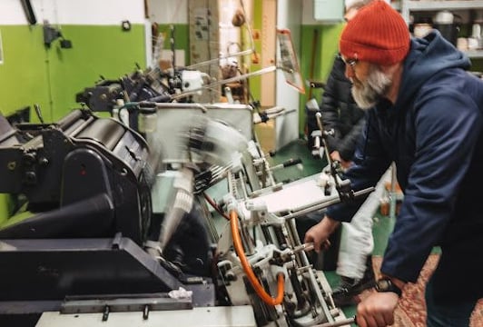 Międzynarodowy Dzień Książki na żywo: Pokazy druku typograficznego w Drukarni przy ul. Otwartej 12