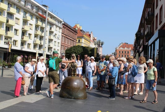 Wokół Starego Miasta i Ostrowa Tumskiego - (Nie)oczywisty spacer z przewodnikiem