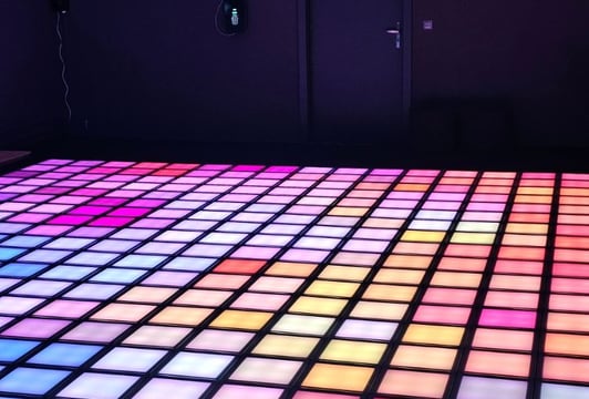 Pixel by No Limits – interaktywna podłoga LED we Wrocławiu