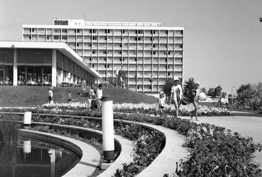 Czarnomorska utopia 1955-1989. Dramat architektoniczny w pięciu aktach