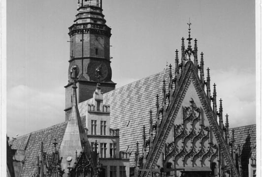 Akademia Architektury: ARCHITEKTURA ŚREDNIOWIECZA