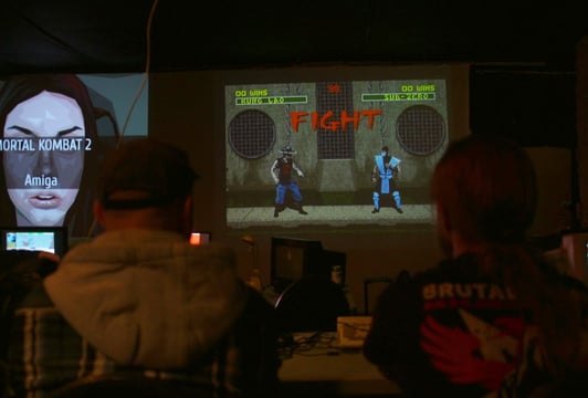 Powrót do Przeszłości – Retro Komputery, Gry i koncerty muzyki Chiptune!