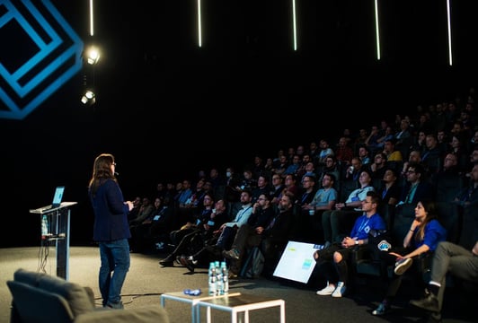 code::dive 2023, prelekcja Mathieu Ropert