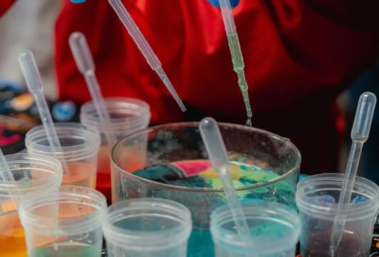Warsztaty chemiczne - Miasteczko Naukowe 28. DFN