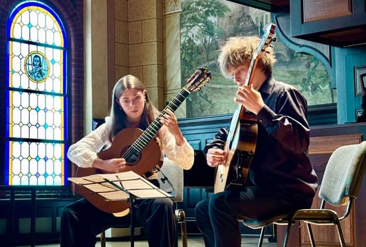 Duet gitarowy - Zuzanna Zych i Wojciech Jakubowski