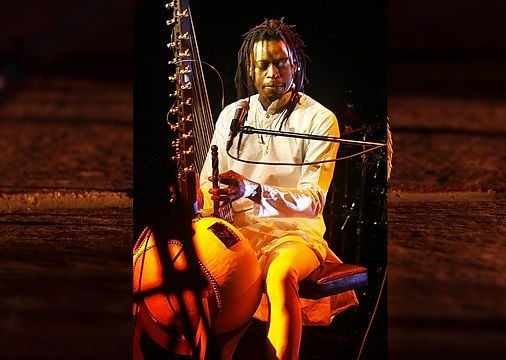 Buba Badjie Kujateh (Gambia) – kora