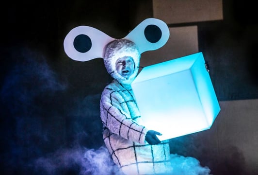 Lot przez tęczę | 4+