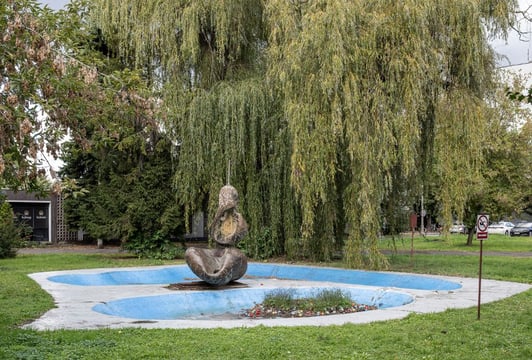 “Niedziela w Hutmenie” – oprowadzanie kuratorskie z tłumaczeniem na Polski Język Migowy