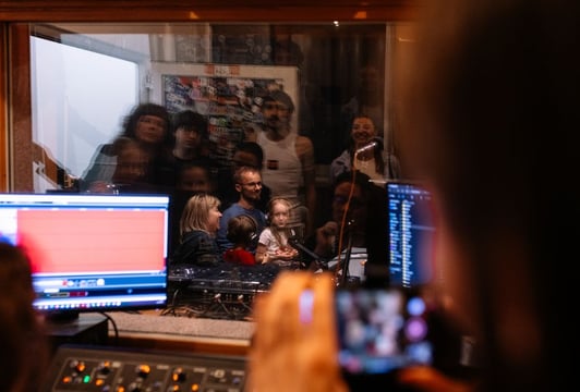 Zdjęcie z zeszłorocznej edycji Nocy Muzeów w Akademickim Radiu LUZ