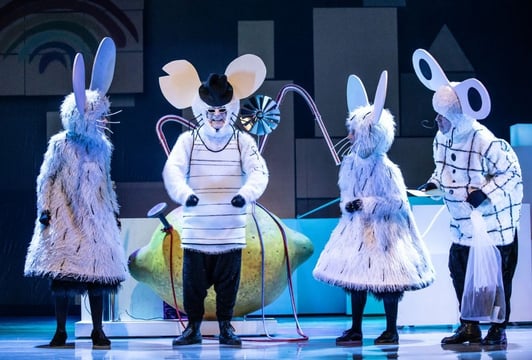 Lot przez tęczę | 4+