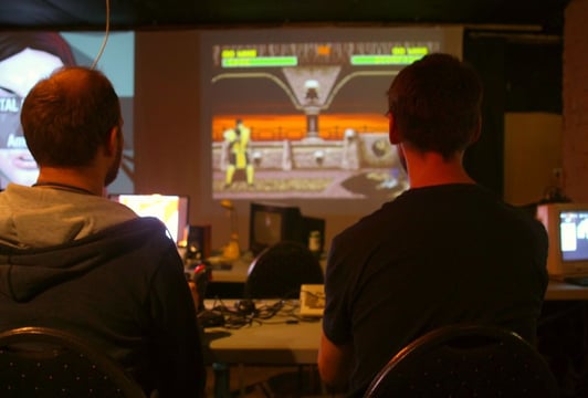 Powrót do Przeszłości – Retro Komputery, Gry i koncerty muzyki Chiptune!